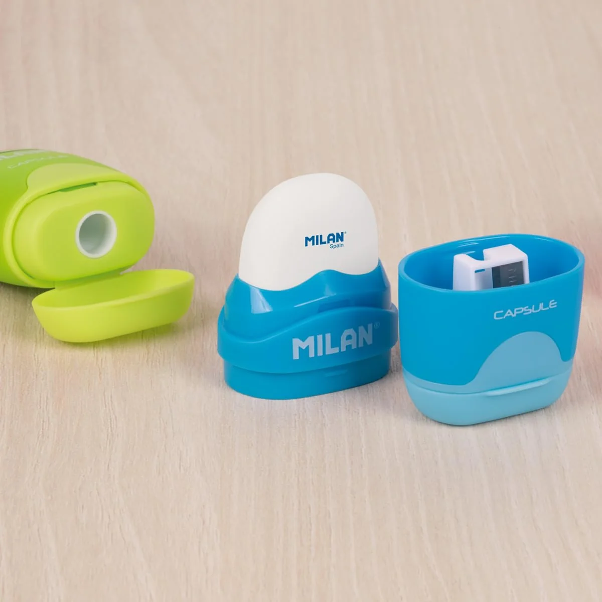 MILAN Blister afilaborra Capsule + 2 gomas de recambio, blanco